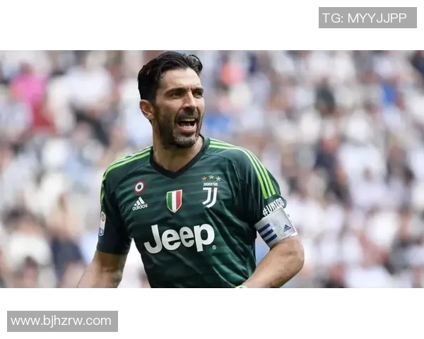 当代足球球星的辉煌历程与绿茵场上的荣耀追寻 当代足球球星的辉煌历程与绿茵场上的荣耀追寻